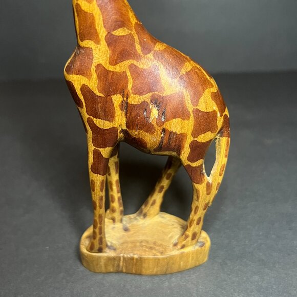 Vintage Kenyan Hand-Carved Wooden Giraffe Decor Figure on a Base 8" - Picture 7 of 8